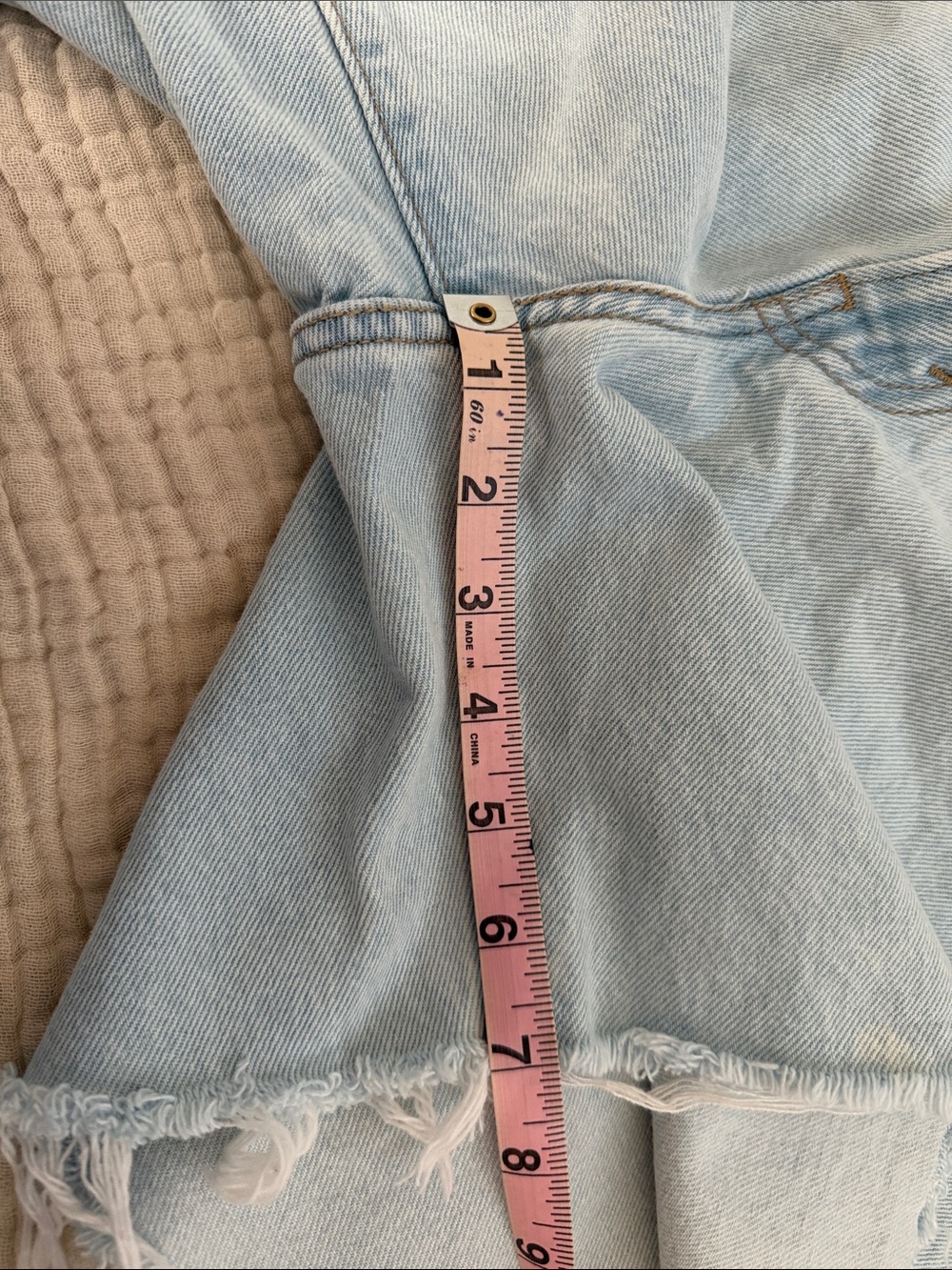 94 Baggy Shorts Levi’s Light Wash - Picture 4 of 7